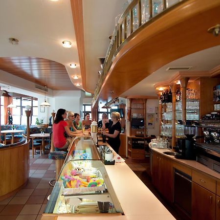 Restaurant - Cafe - Pension Hassler Berg im Drautal Εξωτερικό φωτογραφία