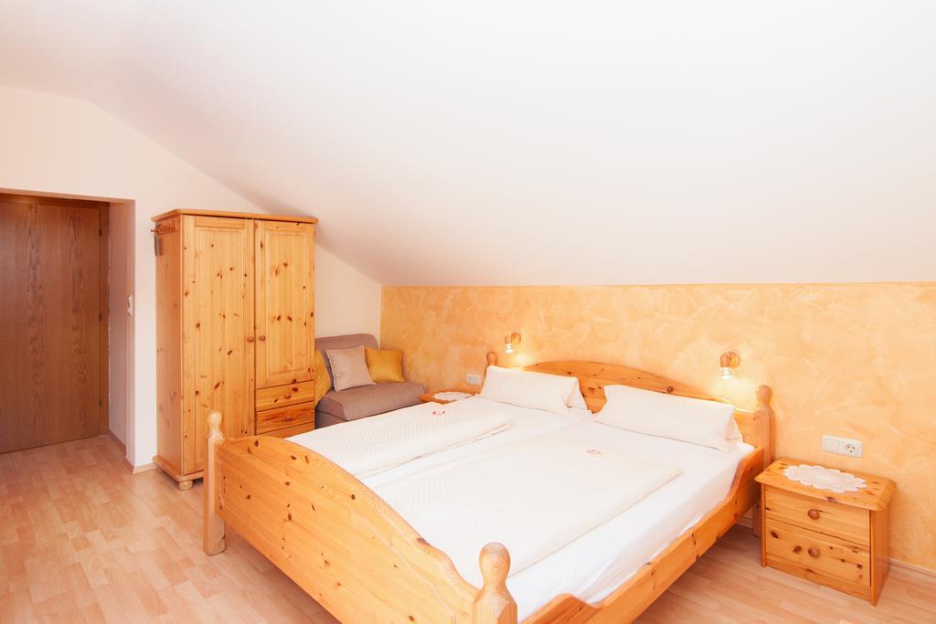 Restaurant - Cafe - Pension Hassler Berg im Drautal Δωμάτιο φωτογραφία
